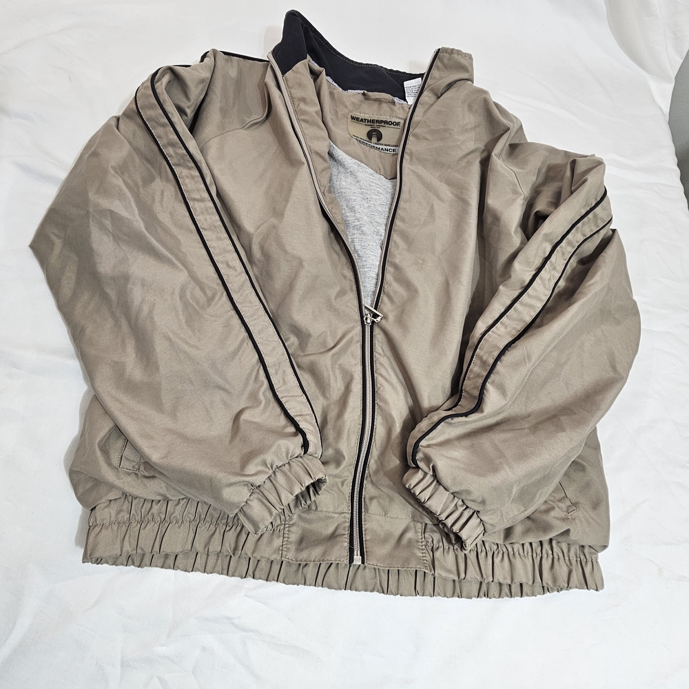 Weatherproof Performance Jacket Light Tan Windbreaker Jacket with Black Trim M